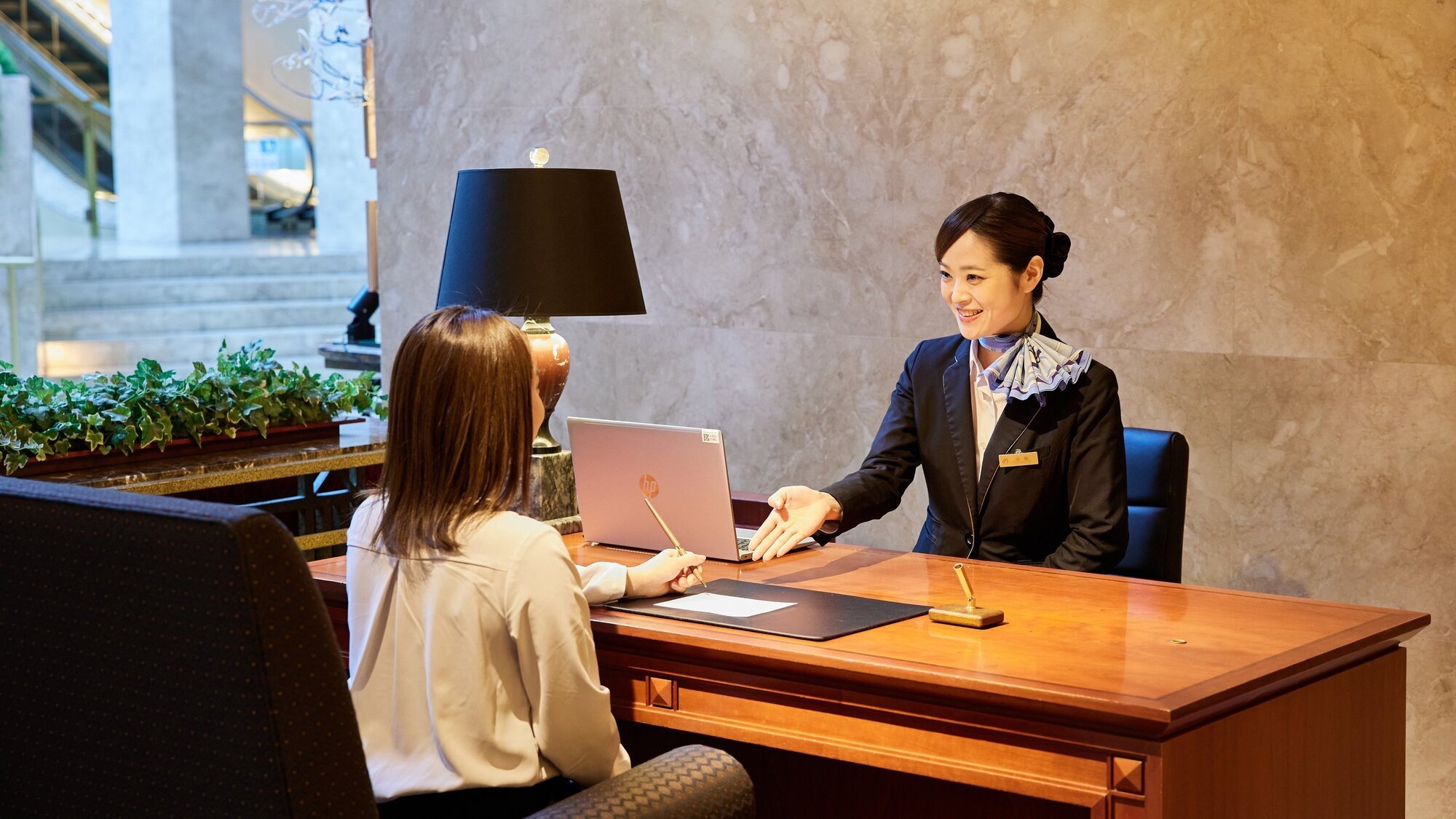 PREMIUM DOORS専用デスク