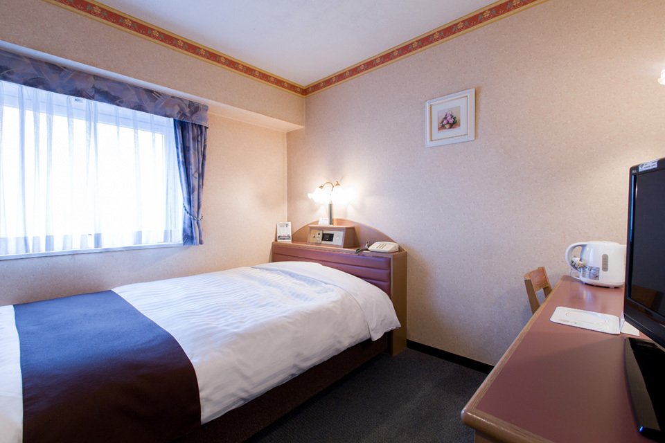 シングルルーム《喫煙》