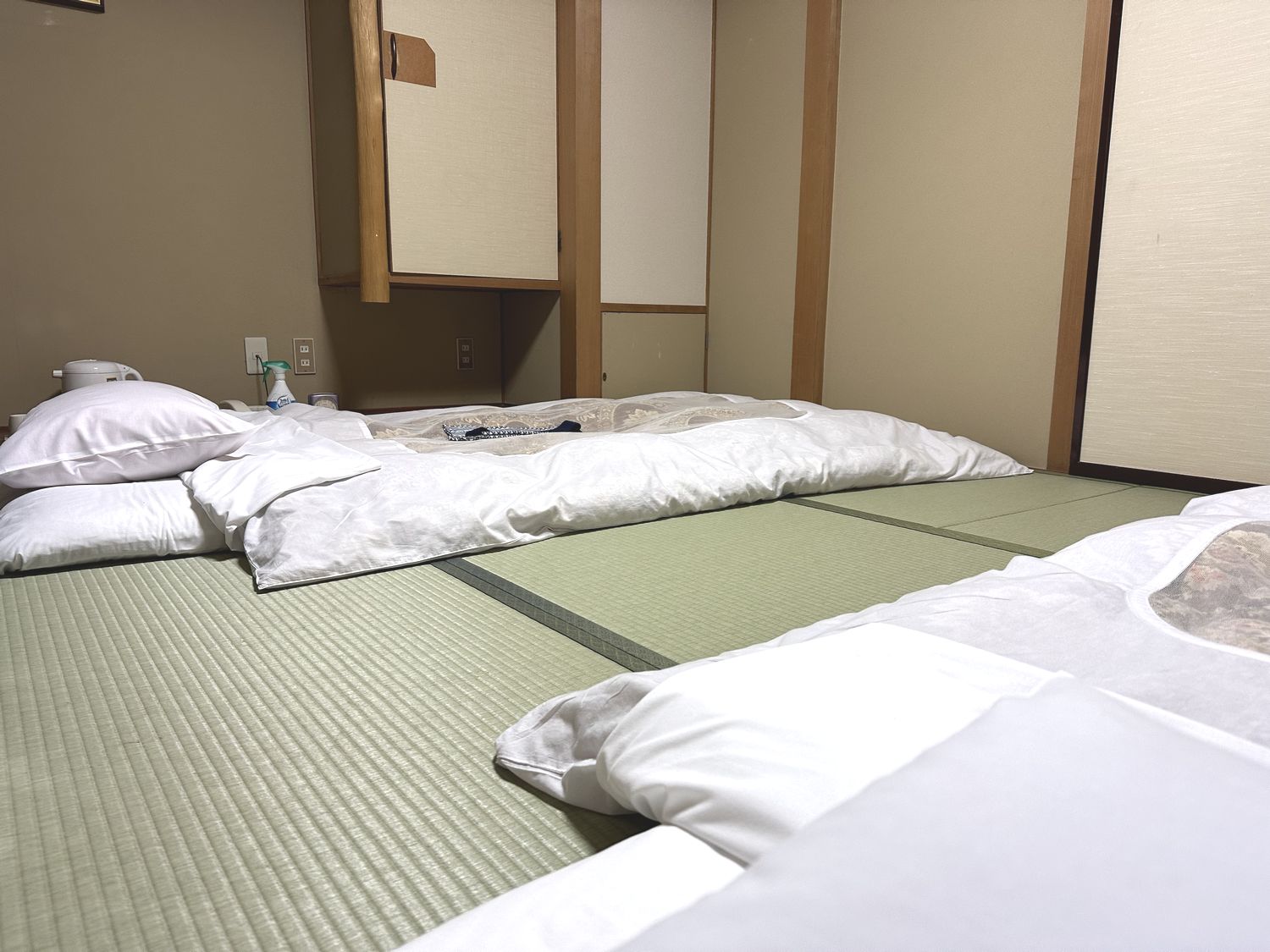 ２名様用の和室６畳間