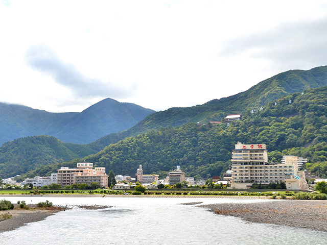 楽天トラベル 戸倉上山田温泉周辺のホテル 旅館